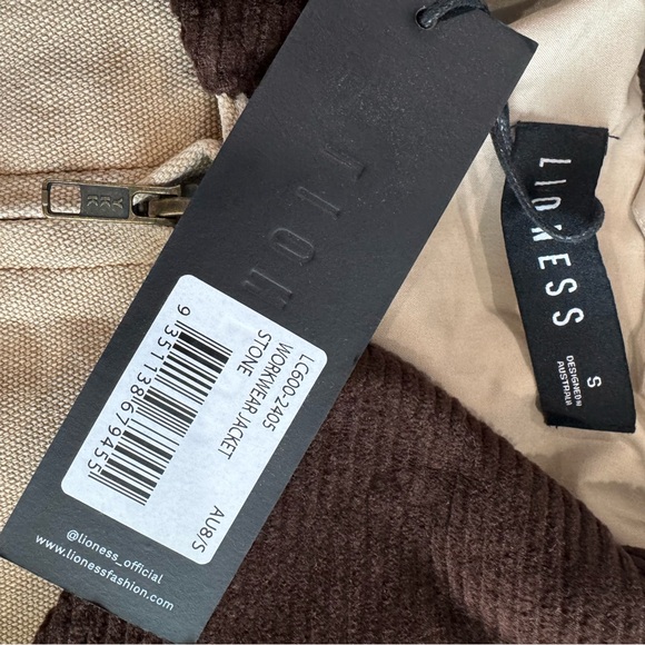 Lioness Beige Canvas Bomber Jacket with Dark Brown Corduroy Collar - Picture 3 of 3